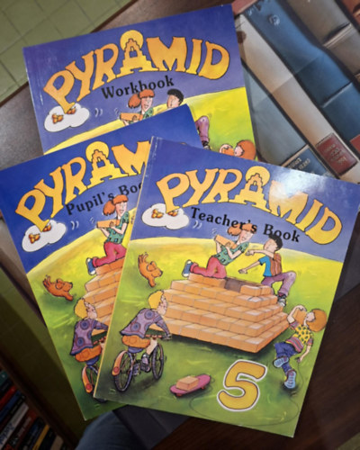 Mary, Printha Ellis, Len Peterson, Richard Sloane Bowen - Pyramid Pupil's Book 5. + Pyramid Workbook 5. + Teacher's Book