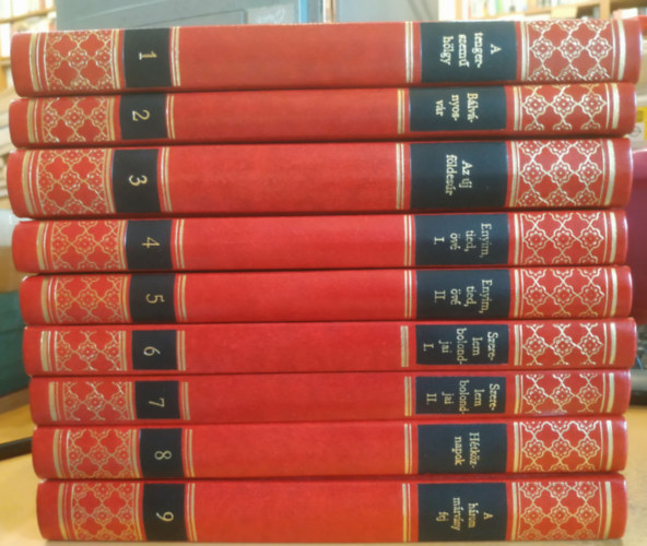 J�kai M�r - J�kai M�r munk�i, gy�jtem�nyes d�szkiad�s 1-9.: A tengerszem� h�lgy; B�lv�nyosv�r; Az �j f�ldes�r; Enyim, tied, �v� I-II.; Szerelem bolondjai I-II.; H�tk�znapok; A h�rom m�rv�nyfej