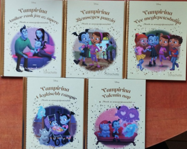 Walt Disney - 5db Disney: Mesék az aranygyűjteményből Vampirina Vee meglepetésbulija,Rémséges panzió,Valentin nap,A legkisebb vámpír, Amikor ránk jön az ötperc