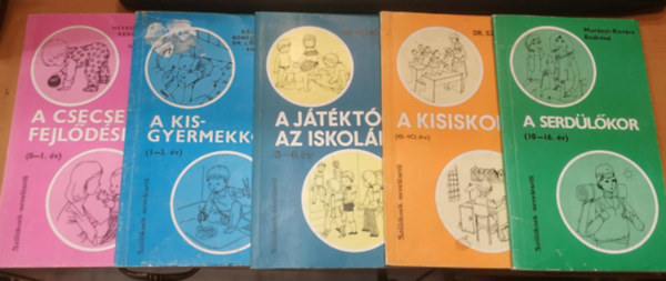 Murnyi-Kovcs Endrn, Dr. Szab Pl, Kll va - Kenz Mrta - Dr. Lrinczy Erzsbet, Hevesi Katalin, Pspky Gabriella - 5 db Szlknek - nevelsrl: A csecsem fejldse; A kisgyermekkor; A jtktl az iskolig; A kisiskols; A serdlkor