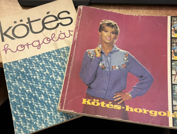 Magyar Nők Országos Tanácsa - 2 db Kötés horgolás 1968 +1985