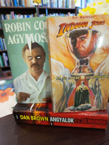 Robin Cook, Rob MacGregor Dan Brown - Krimi, kaland k�nyvcsomag 3 darabos aj�nlat: Angyalok �s d�monok, Agymos�s, Indiana Jones �s az utols� kereszteslovag