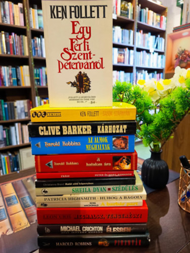 Clive Barker, Harold Robbins, Harrison Mary- Peter, Christianna: Brand, Sheila Dyan, Patricia Highsmith, Mcdonald, Ross, Leon Uris, Michael Crichton Ken Follett - Krimi, kaland k�nyvcsomag 13 darabos K�NYVMENT� AJ�NLAT: Sasok sz�rny�n, Egy f�rfi Szentp�terv�rr�l, K�rhozat, Az �lmok meghalnak, A hatalom �ra, Fr�sz, Hal�l z�ld k�penyben, Sz�d�l�s, Huhog a bagoly, A barb�r part, Meghalsz, ten