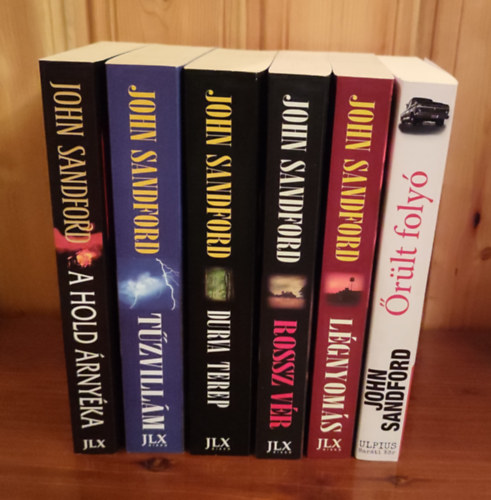 John Sandford - Virgil Flowers sorozat 1-6. (A Hold árnyéka, Tűzvillám, Durva terep, Rossz vér, Légnyomás, Őrült folyó)
