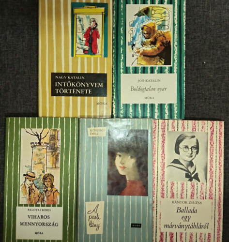 Jo� Katalin, Palotai Boris, K�szegi Imre, K�ntor Zsuzsa Nagy Katalin - (5db) Cs�kos K�nyvek ifj�s�gi k�nyvcsomag a 12-16. �ves koroszt�ly sz�m�ra: Int�k�nyvem t�rt�nete / Boldogtalan ny�r / Viharos mennyorsz�g / A pesti l�ny / Ballada egy m�rv�nyt�bl�r�l