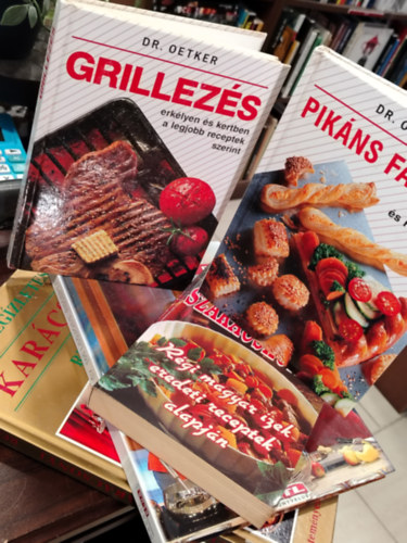 KÖNYVMENTŐ AJÁNLAT, 5 DB. SZAKÁCSKÖNYVEK, Pikáns falatok ízletesen és ropogósan, Grillezés, Ragyogó szakácskönyv, Az év 100 legjobb receptje, A legízletesebb karácsonyi receptek