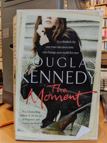 Douglas Kennedy - The Moment
