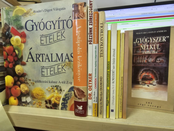 Magyar László András, Bernard A. Dr. Baker, Christopher Vasey, Maggie Tisserand, Sztojnev, A.-Ikonomov, O., Harvey & Marilyn Diamond, Eva-Maria dr. Kraske, Dr. Oetker, Reader's Digest Kiadó Kft. - 12db-os egészség csomag, KÖNYVMENTŐ AJÁNLAT: Gyógyszer nélkül a nátha ellen+ A migrének és fejfájások gyógyíthatók+ Csodatevő csontkovácsok+ Dr. Természet+ Korszerű sav-bázis étrend+ Aromaterápia nőknek+ Bioritmusok+ Testkontr
