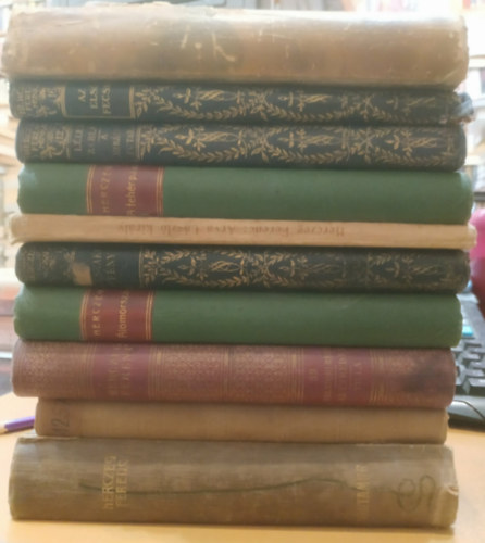 Herczeg Ferenc - 10 db Herczeg Ferenc: Fenn és lenn; Lélekrablás/A királyné futárja; Az első fecske; Északi fény; Árva László király; A fehér páva; Álomország; Balatoni rege/Az ezredes/Tilla; A Nap fia; Mutamur