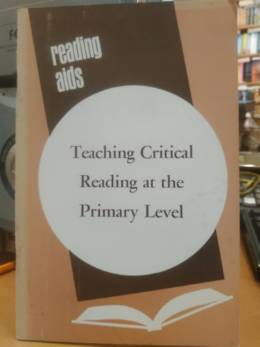 Ronald Cramer Russell G. Stauffer - Teaching Critical Reading at the Primary Level (Reading Aids Series)(International Reading Association)