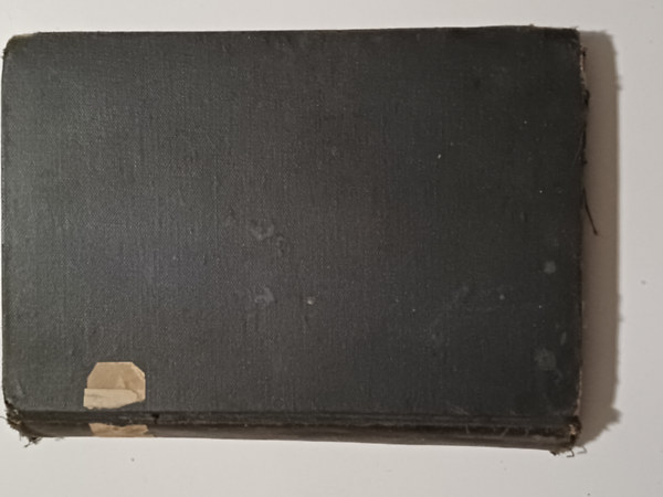 Hevesi J�zsef - Buddha vil�g�b�l - Novell�k