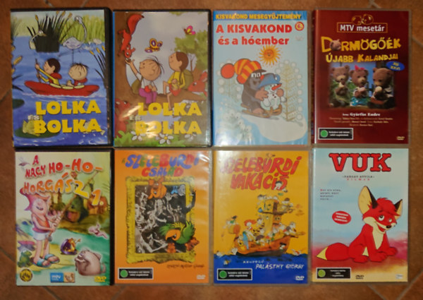 8 klasszikus mese DVD-n: Lolka-Bolka 1-2., Kisvakkond �s a h�ember, D�rm�g��k �jabb kalandjai, A nagy Ho-Ho Horg�sz 1., Vuk, Szeleburdi csal�d, Szeleburdi vak�ci�