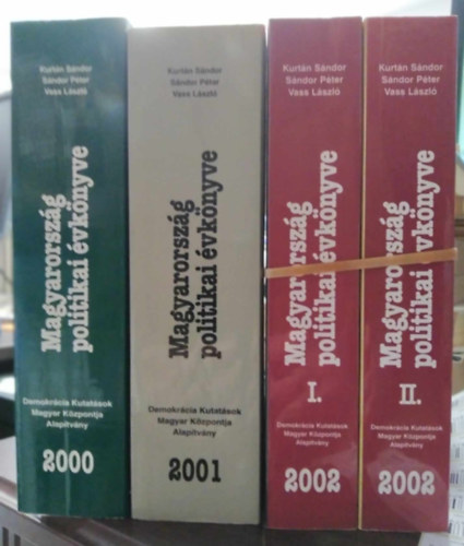 Kurt�n-S�ndor-Vass  (szerk.) - 3 db Magyarorsz�g politikai �vk�nyve 2000+2001+2002 I./II. �vsz�mok