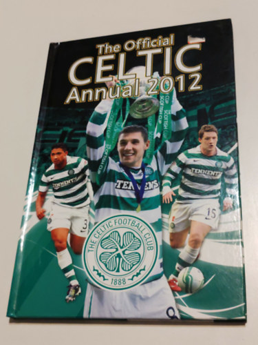 T�bb szerz� - The Official Celtic Annual 2012