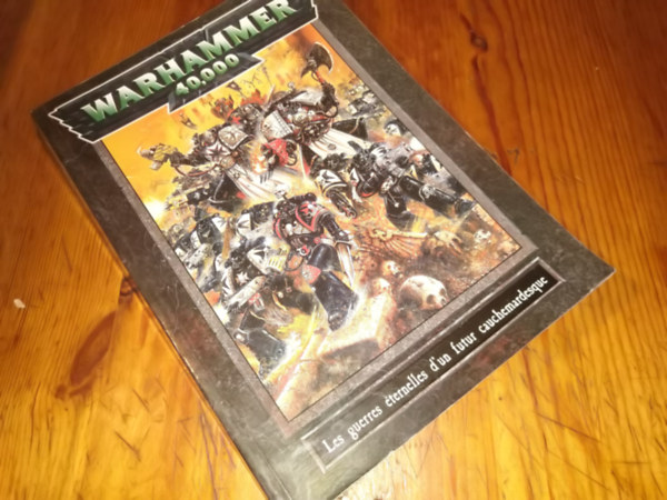 T�bb szerz� - Warhammer 40000 Szerepj�t�k szab�lyk�nyv