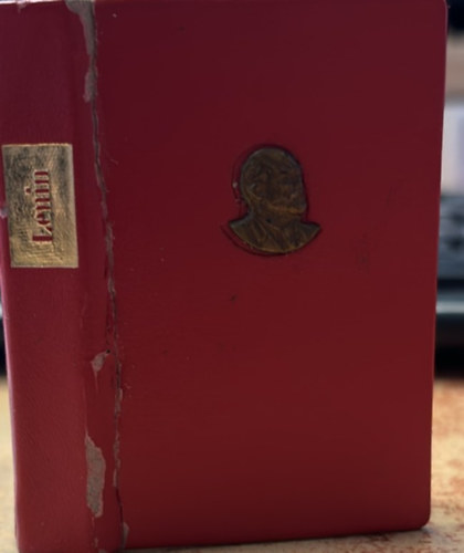 Lenin - az ifjsgi szvetsgek feladatai-Beszd a komszomol III. kongresszusn