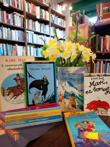 Thomas Brezina, G. Szab� Judit, Cecile Aubry, Oliver Cohen, May Karl, Katherine L. Oldmeadow, Kate Wolf, Jean Webster - ---