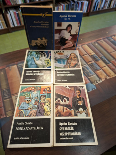 Agatha Christie - 6 db-os Agatha Christie K�NYVMENT� AJ�NLAT: No.16., Holttest a k�nyvt�rszob�ban, Rejt�ly az Antill�kon, Gyilkoss�g Mezopot�mi�ban, B�b�jos gyilkosok, H�tv�gi gyilkoss�g