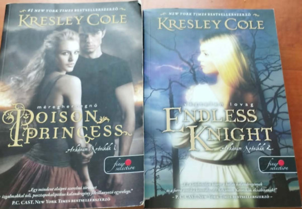 Kresley Cole - M�reghercegn� + V�gtelen lovag - Az Ark�num Kr�nik�k 1-2.