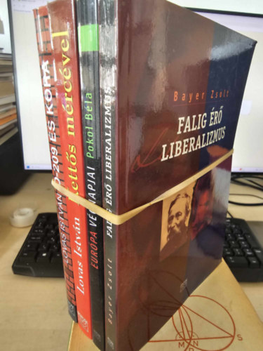 Pokol B�la, Bayer Zsolt Lovas Istv�n - D-209 �s kora + Kett�s m�rc�vel + Eur�pa v�gnapjai + Falig �r� liberalizmus (K�NYVMENT� AJ�NLAT)