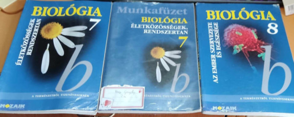 Jmbor Gyuln, Csksi Andrsn, Fehr Andrea, Horvth Andrsn, Kissn Gera gnes - 3 db Biolgia: Biolgia 7 b: letkzssgek, rendszertan + munkafzet; Biolgia 8 b: Az ember szervezete s egszsge