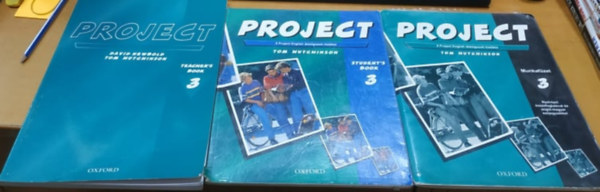 Tom Hutchinson David Newbold - 3 db Project 3: Teacher's Book 3 + Student's Book 3 + Munkafzet 3