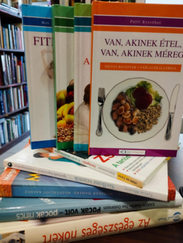 Dr. Somi Ildik, Pusks Ildik, Mk Erzsbet, Marion Grillparzer, Teresa Moorey, Rdiger Dahlke, Karen Amen Plfi Erzsbet - Egszsg csomag- 9 darabos: Fitneszdita, Gygyt telek, Gyzelem a ntha felett, Van akinek tel, van akinek mreg, Zsrgets, Meditcis kalauz, Szellemi vezetk, Pocak volt, pocak nincs, Az egszsges nkrt