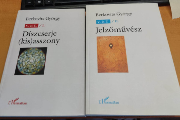 Berkovits Gy�rgy - V. �s �. I-II. D�szcserje(kis)asszony/Jelz�m�v�sz