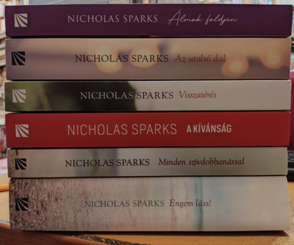 Nicholas Sparks - 6 db Nicholas Sparks: Álmok földjén + Az utolsó dal + Visszatérés + A kívánság + Minden szívdobbanással + Engem láss!