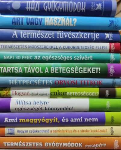 12 db Egszsggel kapcsolatos Reader's Digest knyv
