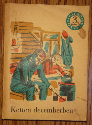 Ketten decemberben - Mai szovjet elbeszélések