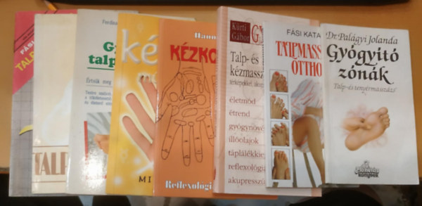 Dr. F�si Katalin, K�rti G�bor, Hanna Parrot, Mir Bashir, Ferdinand Soder-Feichtenschlager Pal�gyi Jolanda - Dr. Tarnai L�szl� Maresi Weiglhofer - 8 db v�gtag massz�zs: Gy�gy�t� z�n�k; Talpmassz�zs otthon; Gy�gy�t�s otthon (Talp- �s k�zmassz�zs); K�zkontroll; A k�zelemz�s m�v�szete; Gy�gy�t� talpmassz�zs; Etelka talpmassz�zsa; Talpmassz�zs otthon