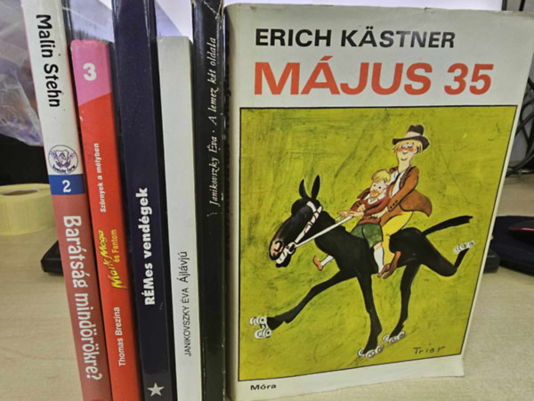 Janikovszky �va, Szab� Zolt�n, Thomas Brezina, Malin Stehn Erich K�stner - 6db-os K�NYVMENT� AJ�NLAT, ifj�s�gi: M�jus 35+ A lemez k�t oldala+ �jl�vj�+ R�mes vend�gek+ Mark Mega �s Fantom- Sz�rnyek a m�lyben+ Bar�ts�g mind�r�kre?