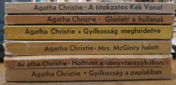 Agatha Christie - 6 db Agatha Christie: A titokzatos Kk Vonat; Gloriett a hullnak; Gyilkossg meghirdetve; Mrs. McGinty halott; Holttest a knyvtrszobban; Gyilkossg a paplakban