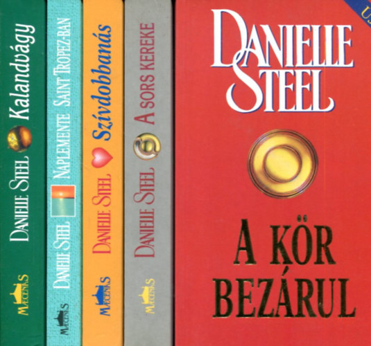 Danielle Steel - 5 db Danielle Steel kötet