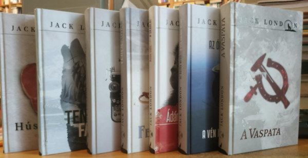 Jack London - 7 db Jack London: A Vaspata; Az Óceán meséi/A vén halász meséi; Ádám előtt/A skarlát; Fehér Agyar; Hús, semmi más (elbeszélések); Martin Eden; Tengeri farkas