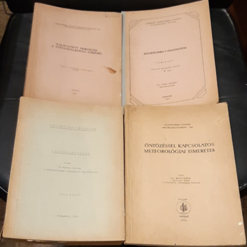 Dr. Oroszlány István - Dr. Sziki Gusztáv - Dr. Bacsó Nándor - Dr. Fekete István - Vízgazdálkodás + Öntözéssel kapcsolatos meteorológiai ismeretek + Kulturtechnika és vízhasznosítás + Válogatott fejezetek a vízgazdálkodás kötéből