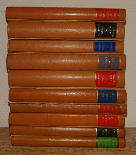 Kurt Tucholsky, Olbracht, Stendhal, Virginia Woolf, Solohov, Flaubert, Armando Ferrer Castro, Henry James Heinrich Mann - 10 k�tet a Helikon Kisk�nyvt�rb�l (b�rk�t�sben, sz�mozva, pap�rtokban): A Gripsholmmi kast�ly, �tok v�lgye, Emberi sors, H�rom mese, A csavar fordul egyet, Ronda tan�r �r, Mrs. Dalloway, Armance, V�ndocirkusz