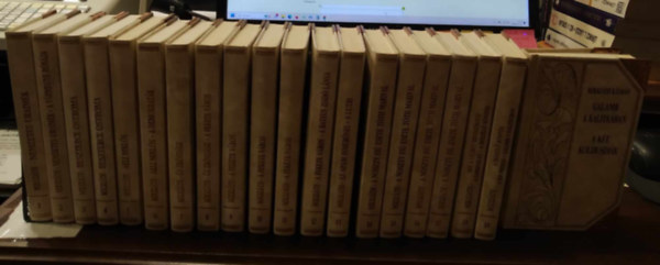 Mikszth Klmn - Mikszth Klmn mvei sorozat 1-20: Nemzetes uraimk +A vrmegye rkja +Beszterce ostroma +Akli Mikls+ A demokratk+ j Zrinyisz+ A fekete vros+ A batyus zsid lnya+ Az apm ismersei+ A lutri+ A Noszty fi esete Tth Marival