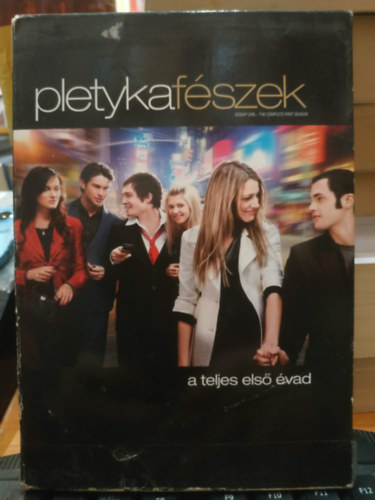 Pletykafészek - Teljes 1 évad (5 DVD)