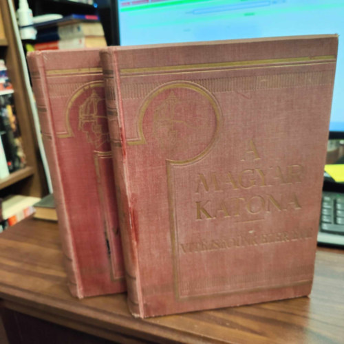 Berk�-Gyal�kay-Mark�-Pilch - A magyar katona: Vit�zs�g�nk ezer �ve I-II.