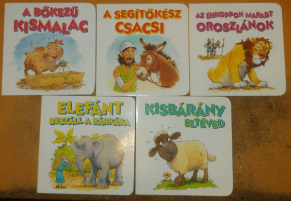 Steve Spellman - 5 db Steve Smallman: Bibliai �llatok, kisalak�, lapozgat�: A b�kez� kismalac; A seg�t�k�sz csacsi; Az �hkoppon maradt oroszl�nok; Elef�nt besz�ll a b�rk�ba; Kisb�r�ny elt�ved
