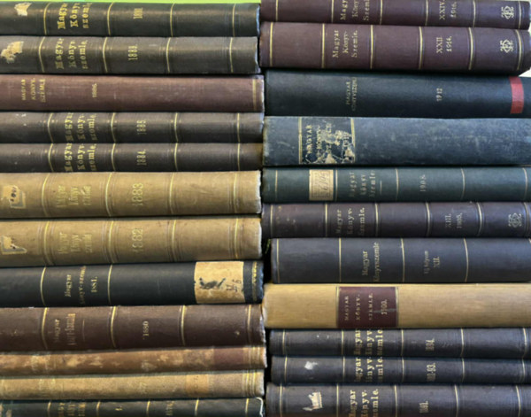 25 db �vfolyam Magyar K�nyvszemle �vfolyam egybek�tve (23 k�tetben)