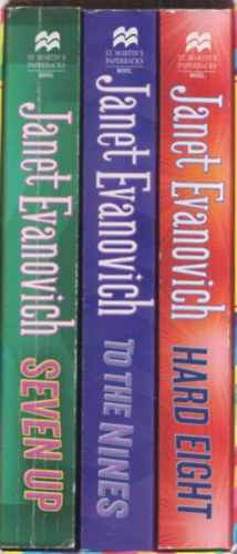 Janet Evanovich - 3 db Stephanie Plum regny angol nyelven: Hard Eight + To the Nines + Seven Up