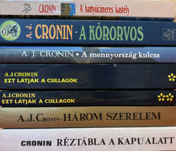 7 db A. J. Cronin könyv (A hattyúcímeres kastély, A körorvos, A mennyország kulcsa, Ezt látják a csillagok I-II, Három szerelem, Réztábla a kapu alatt)