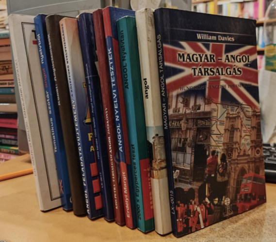 William Davies, Antal Mária, Heller Anna, Susan Lawrence, Erdélyi Margit, Kiss Petra, Némethné Hock Ildikó, Dr. Bárdos Jenő-Dr. Sarbu Aladárné, Dr. Kundt Ernő, Bajnóczi Beatrix - Haavisto K - 10 db Amgol nyelv: Magyar-angol társalgás; Hogy mondjuk angolul?; 2000 x egyperces teszt; Angol nyelvi tesztek; Társalgási angol zsebkönyv; 1000 Questions 1000 Answers; Angol feladatgyűjtemény a középfokú nyelvvizsgához; Anglicizmusok