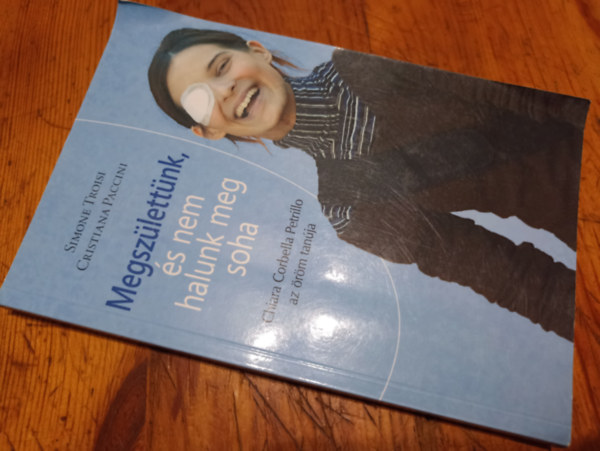 Cristiana Paccini Simone Troisi - Megsz�lett�nk �s nem halunk meg soha