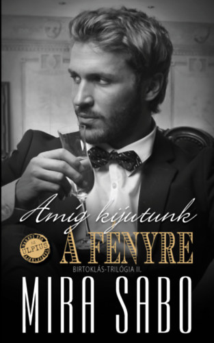 Mira Sabo - Am�g kijutunk a f�nyre