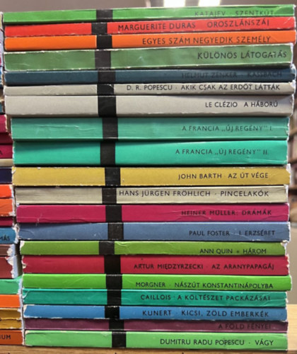 Le Clézio, Katajev, Oates, Dürrenmatt, Singer, Bernard Malamud, Jorge Semprún, Bradbury, Mauriac - 61 db Modern Könyvtár könyv