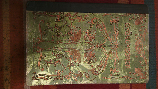 Gy�ngysorok - Olvasm�nyok a mindk�t nembeli ifjus�g �s a n�p sz�m�ra -